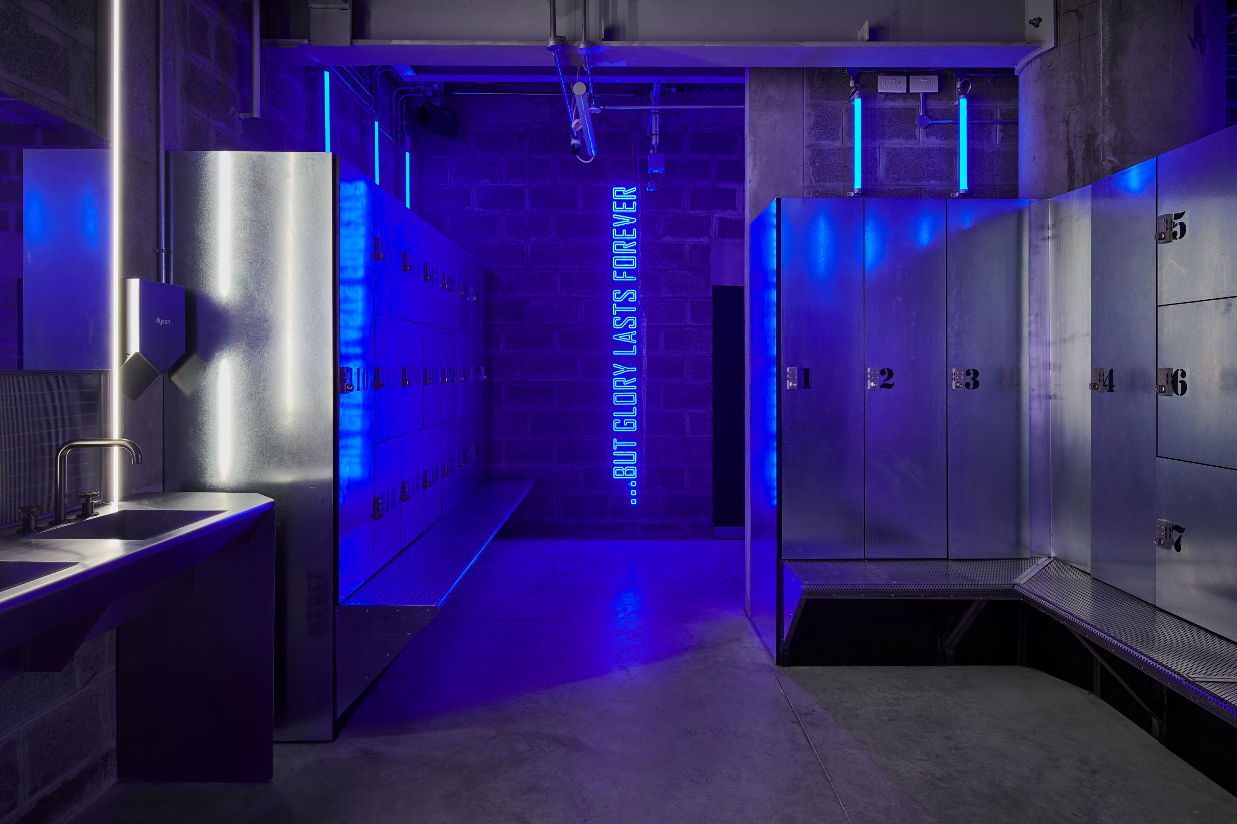 LEDFlex Group - 1Rebel